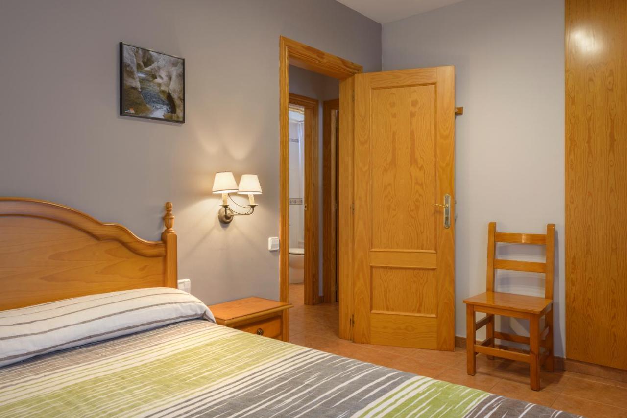 Apartamentos Casa Aurelia Alquézar Екстериор снимка